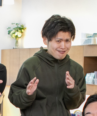 スタッフ紹介